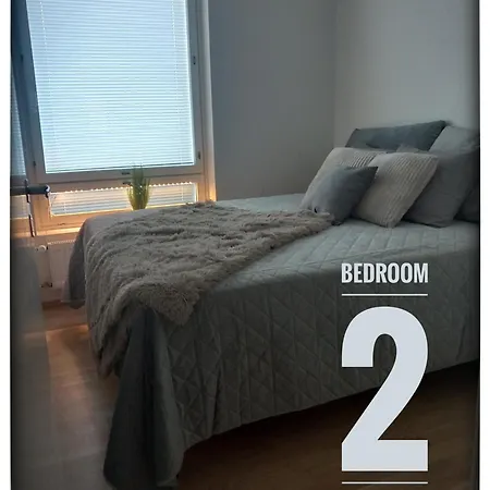 Penthouse-tasokas Moderni Kaupunki Huoneisto Huipulla -iso Jacuzzi Omalla Kattoterassilla - Aurinkotuolit Ja Aurinko Odottaa Sinua - Huikea Maisema- - 10 Hloe - Free Parking *