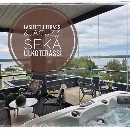 Penthouse-tasokas Moderni Kaupunki Huoneisto Huipulla -iso Jacuzzi Omalla Kattoterassilla - Aurinkotuolit Ja Aurinko Odottaa Sinua - Huikea Maisema- - 10 Hloe - Free Parking Apartment Tampere